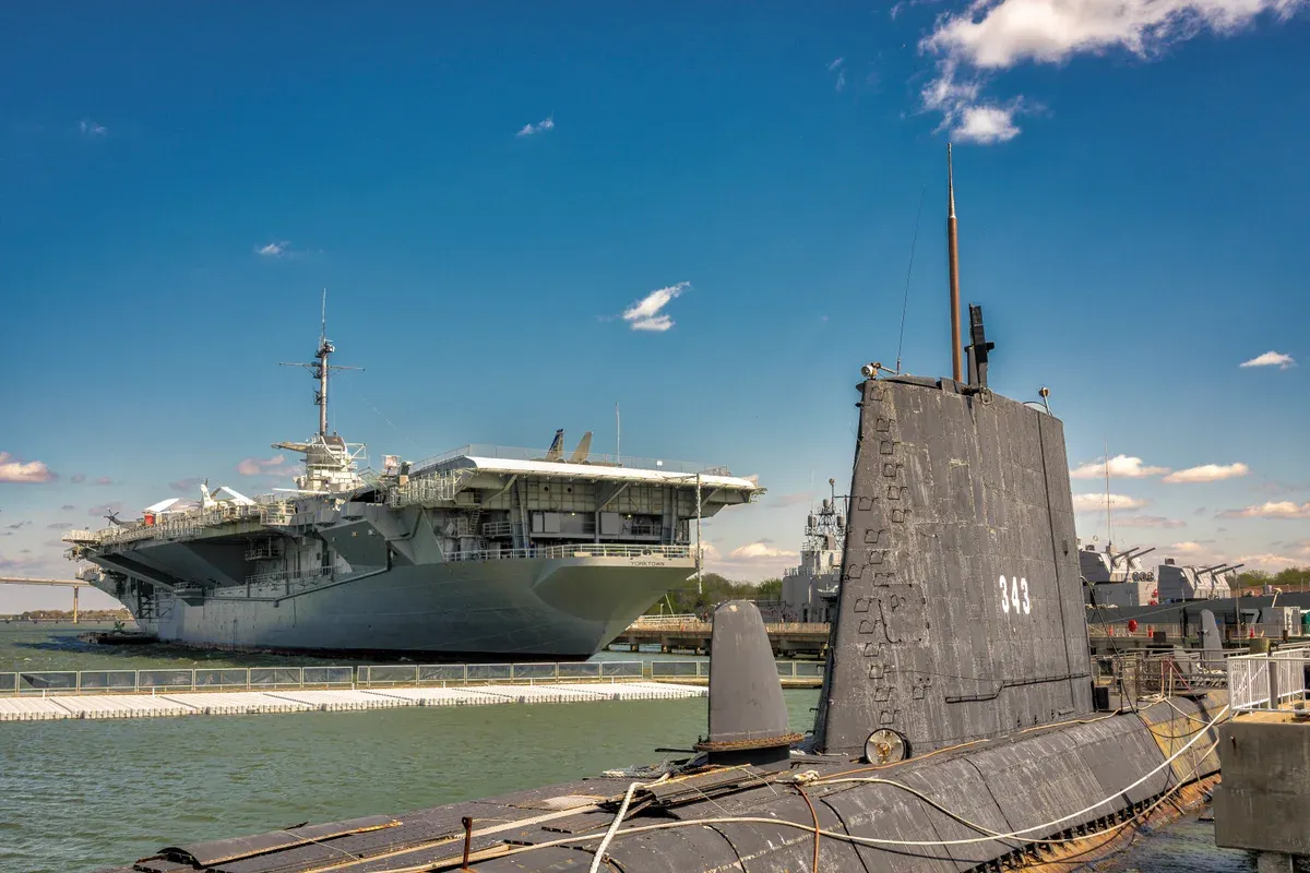 USS Yorktown and the submarine Clamagore at Patriots Point, a water taxi stop on cruises from Charleston SC